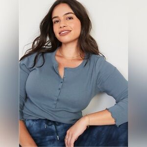 Old Navy Dusty Blue Ribbed Button top with Lettuce Trim - Size XS